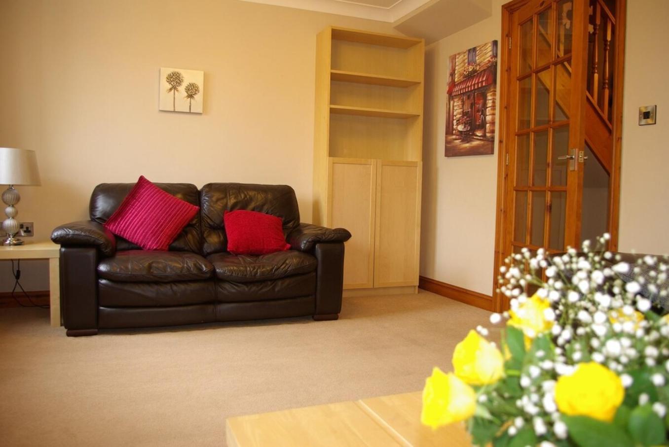 Portland Mews - 3 Bed Holiday Home By Premier Serviced Accommodation リーク エクステリア 写真